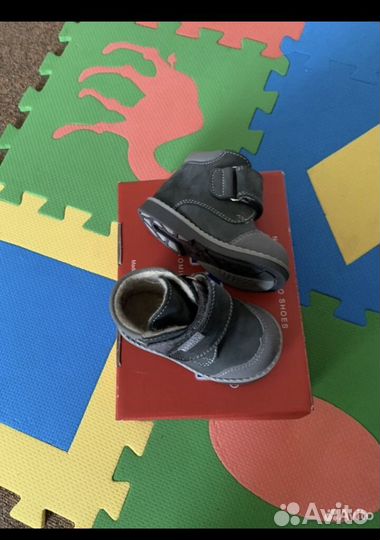 Ботинки демисезонные для мальчика 20