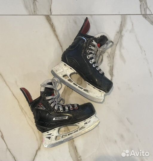 Хоккейные коньки bauer 1Х, размер 29,5