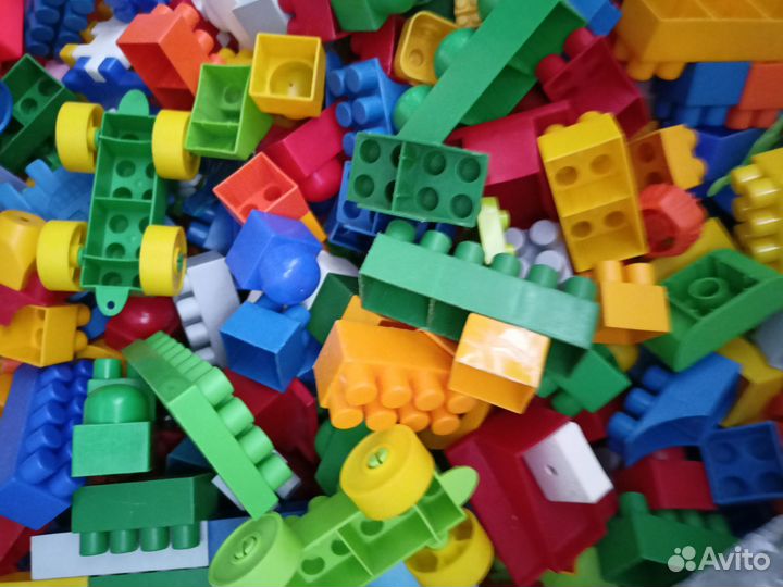 Развивающее крупное лего