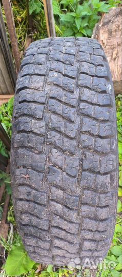 Akuret HF188 235/75 R15