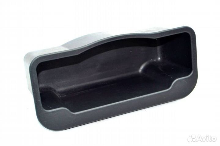 Отделения для хранения в торпеде mercedes-benz Act