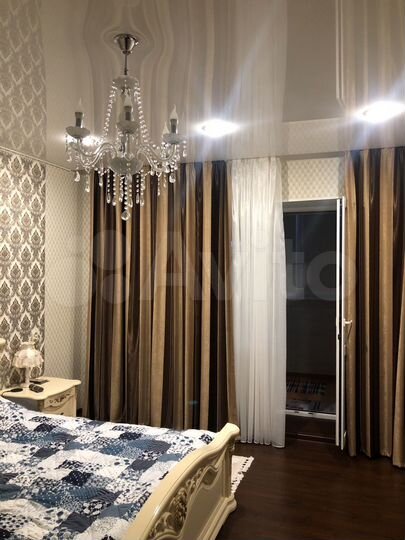 2-к. квартира, 72,3 м², 9/9 эт.