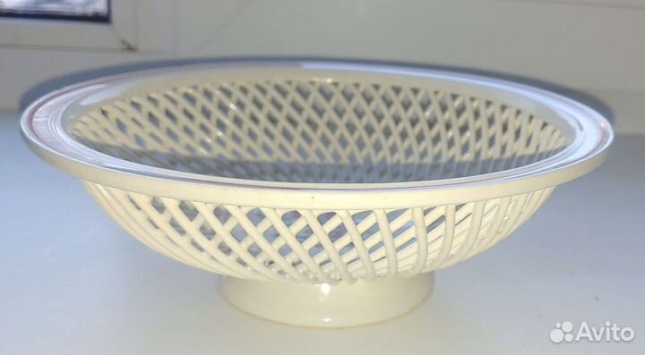 Ваза с плетёным декором,ссср