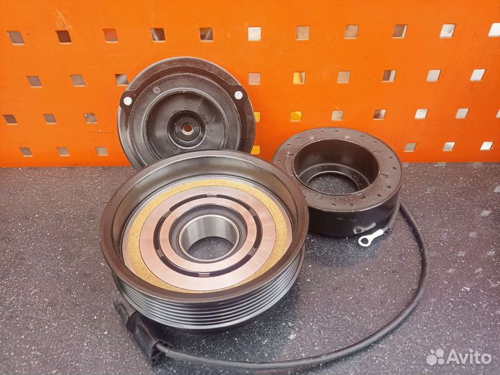 Муфта кондиционера Kia Carens