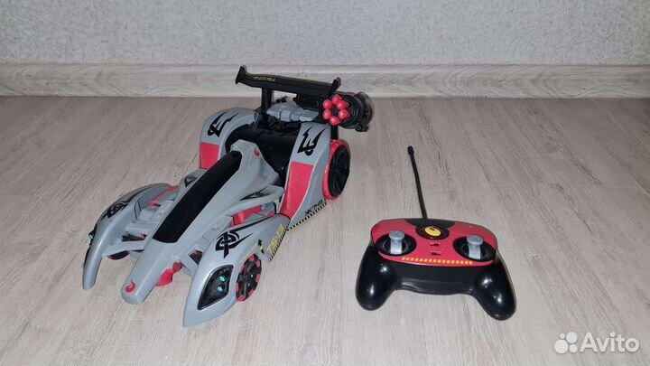 Робот-Трансформер на радиоуправлении