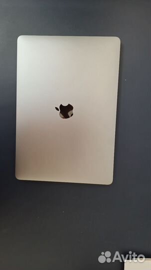 Apple macbook pro 13 2019