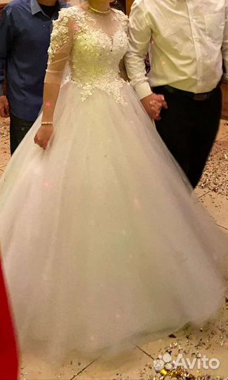 Свадебное платье