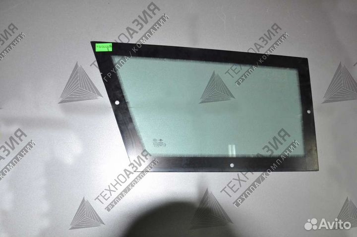 Стекло двери низ правое погрузчика First Loader ZL