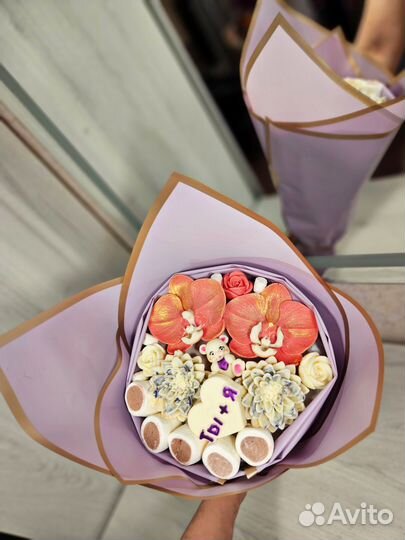 Букет из шоколадных цветов / клубника в шоколаде