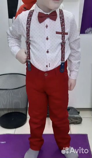 Костюм с бабочкой и подтяжками