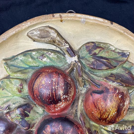 Гипсовая настенная тарелка панно некрасов В.Н