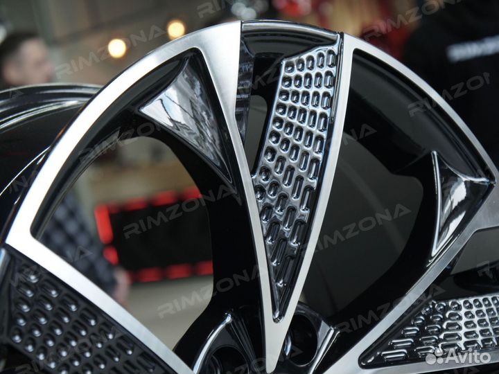 Литые диски RS7 R18 для Audi. Арт1601