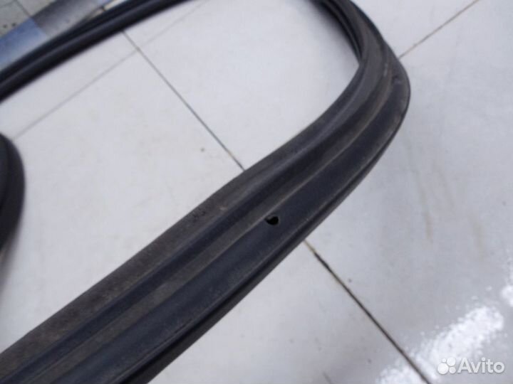 Уплотнитель багажника Cruze 2009-2016