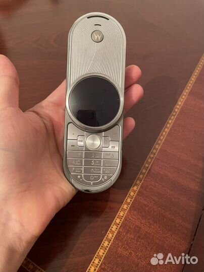 Motorola aura