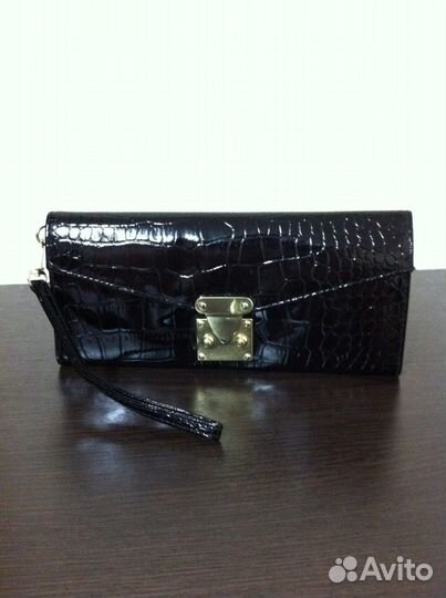 Женский клатч-кошелек