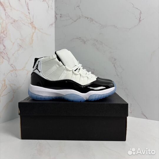 Кроссовки Nike Air Jordan 11 retro Concord