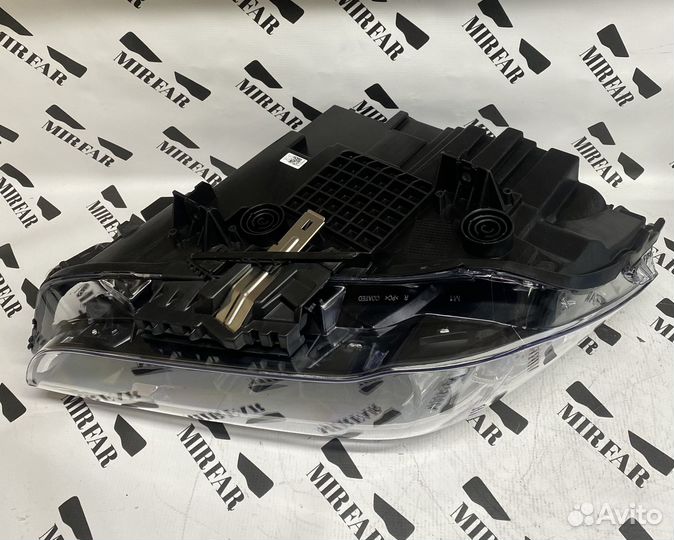 Фара правая BMW X1 F48 2015-2019 LED