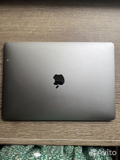 Apple MacBook Pro