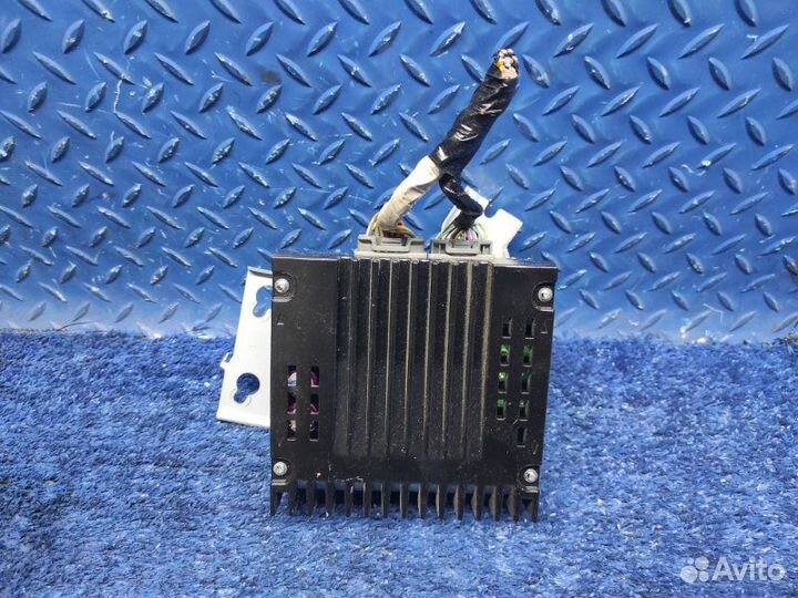 Усилитель звука Honda Accord 9