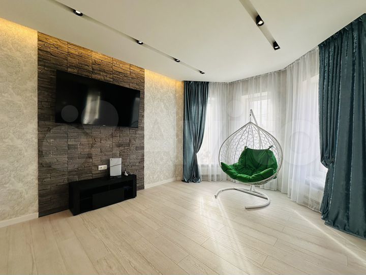 Дом 260 м² на участке 15 сот.