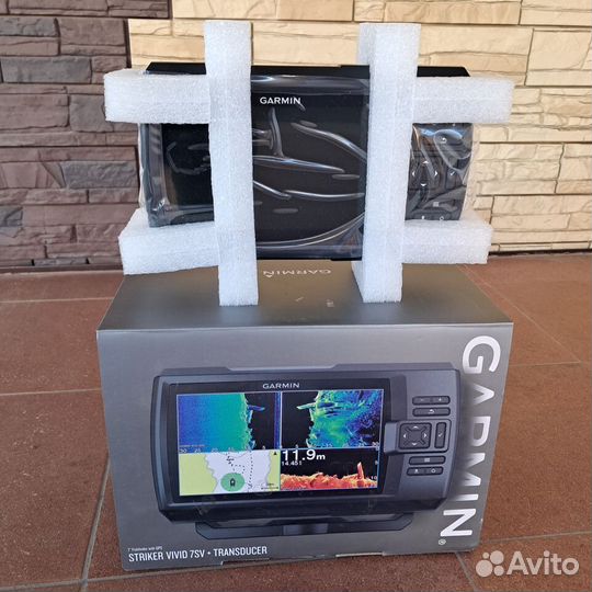Эхолот garmin striker vivid 7cv + transducer новый