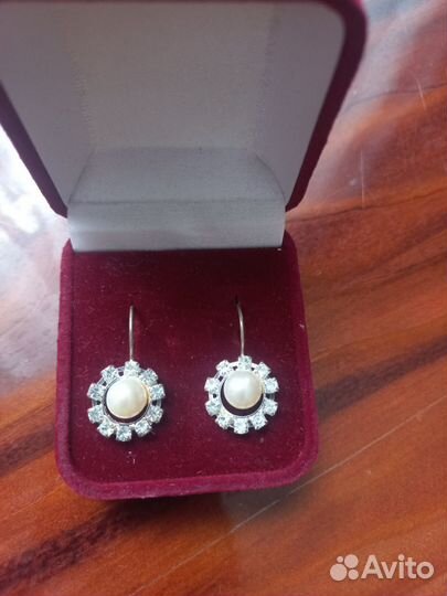 Серьги с жемчугом