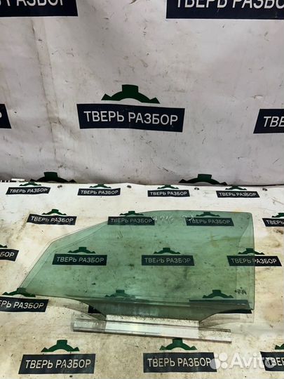 Стекло переднее левое Mercedes-Benz E-Class W210