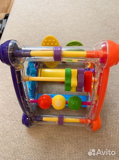 Бизиборд пирамида