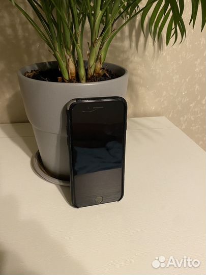 iPhone 7 128гб (Черный)