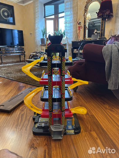 Парковка детская игрушка