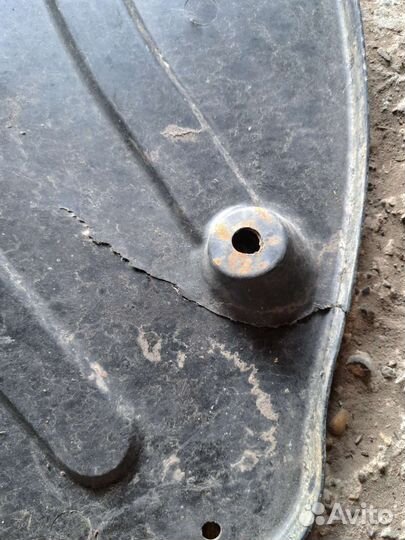 Защита днища на Mercedes W203