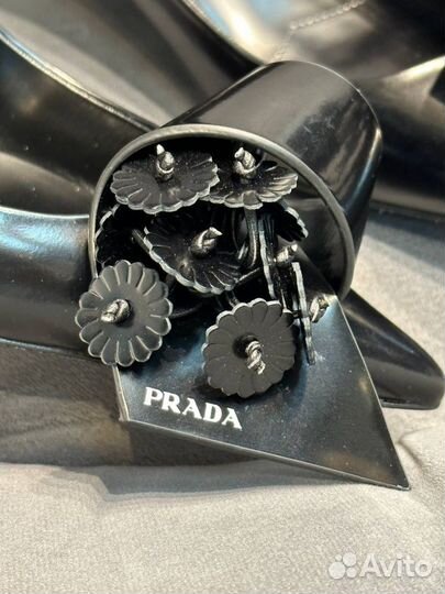 Туфли женские Prada