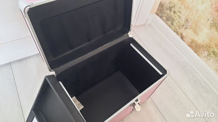 Кейс для косметики новый