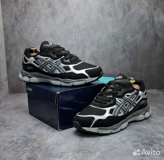 Мужские кроссовки Asics