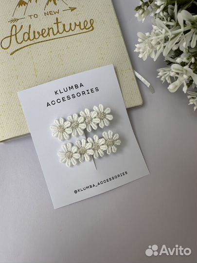 Комплект заколок из кружева на зажиме цветы 2 шт