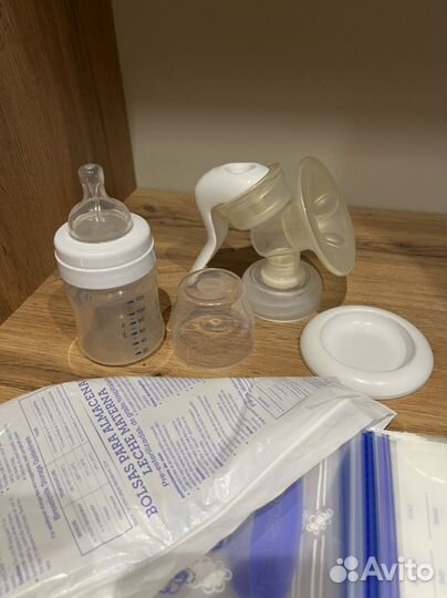 Молокоотсос Avent ручной