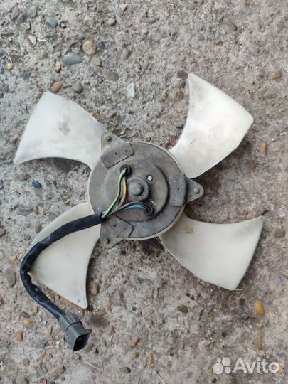 Вентилятор охлаждения Митсубиси мираж, хетчбек