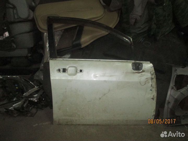 Дверь передняя правая Suzuki Aerio 2001-2005 Аэрио