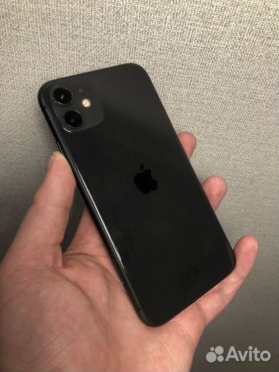 iPhone 11, 64 ГБ