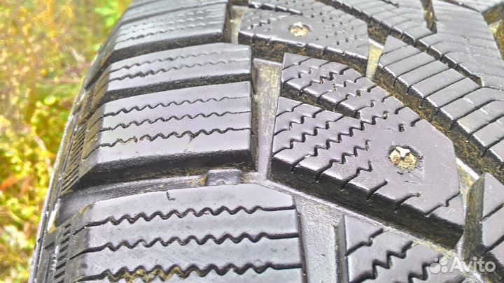 Gislaved NordFrost 100 235/55 R17