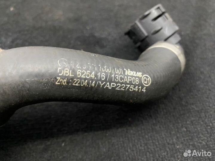 Патрубок системы охлаждения Mercedes C-Class W205