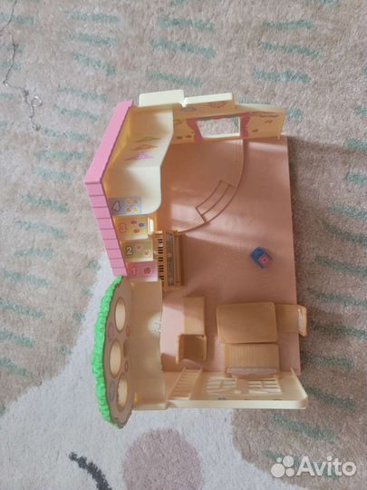 Детский сад Sylvanian Families