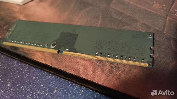 Оперативная память 8Gb ddr4 Crucial 2400