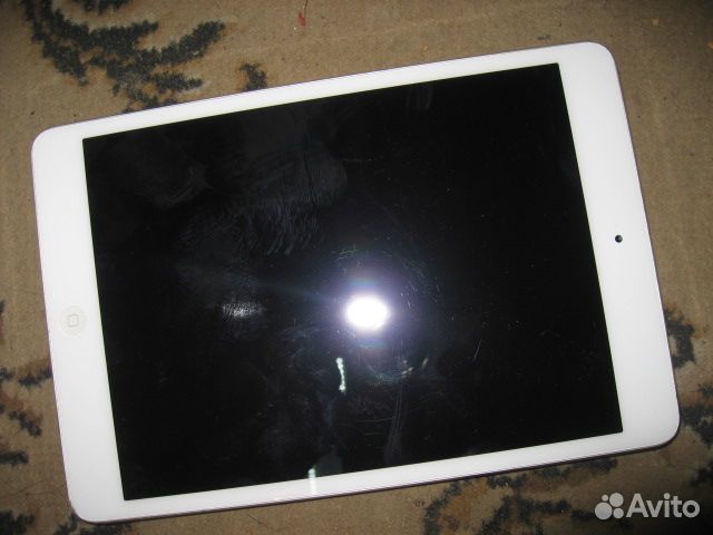Apple iPad A1432 mini Retina+Cellular 3G 8