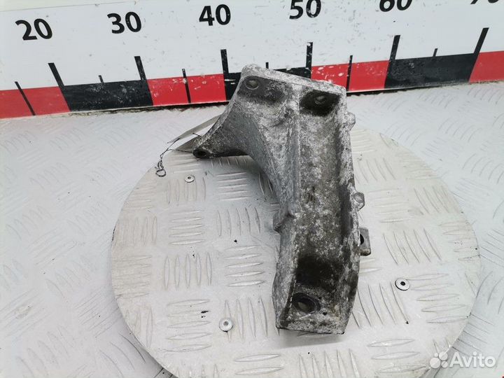 Кронштейн двигателя BMW 3 E36 рест. 1999
