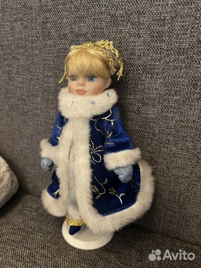 Кукла фарфоровая коллекционная