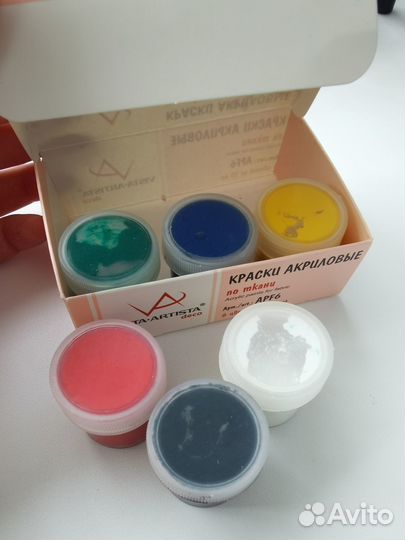 Краски акриловые для ткани Vista-Artista