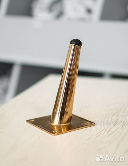 Мебельная опора