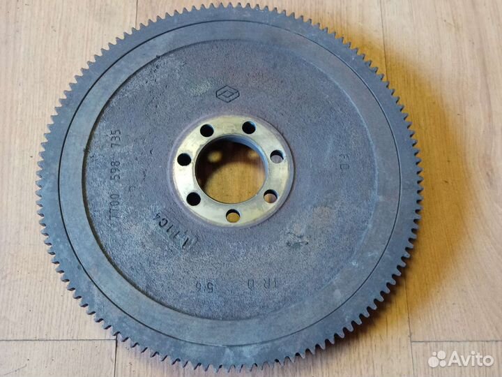 Маховик. Рено логан 1 1.4