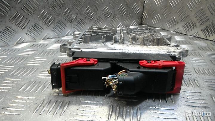 Блок управления двигателем Volvo V50